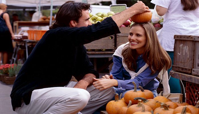 Tips for Shopping a Farmer's Market, Video