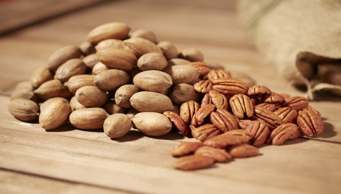 Celebrating Arizona Pecans on Rosie on the House