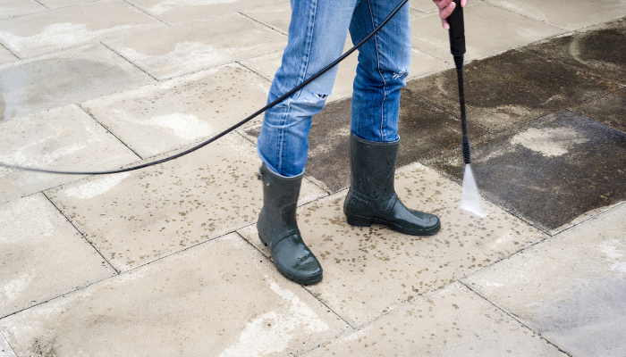 Concrete Cleaning 101: Tips and Tricks for a Pristine Finish  