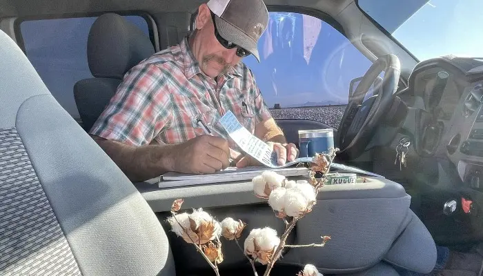 Rosie on the House: The Caywood Family and What the 2022 Census Reveals About Arizona Agriculture