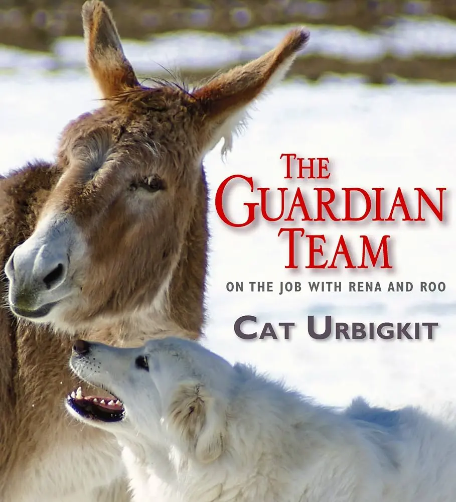 The Guardian Team: On the Job With Rena and Roo: Urbigkit, Cat: 9781590787700: Amazon.com: Books